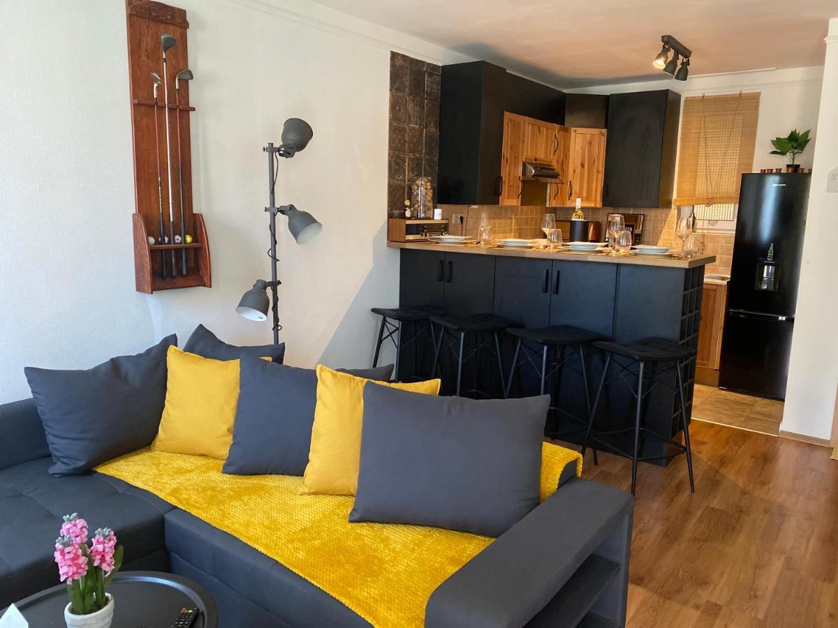 Bad-Buek Golf & Wellnes Apartman Villapark Exterior foto